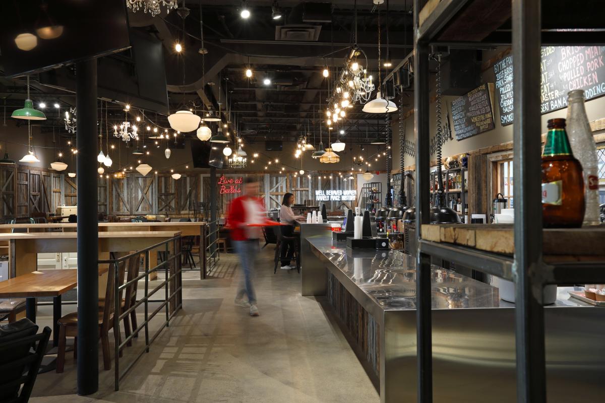 Belle's Kitchen & Music Hall